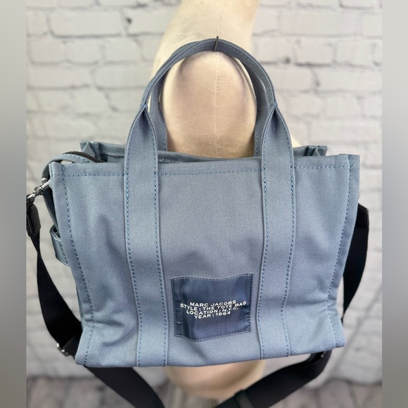 Marc Jacobs THE CANVAS MEDIUM TOTE BAG - Picture 3 of 7